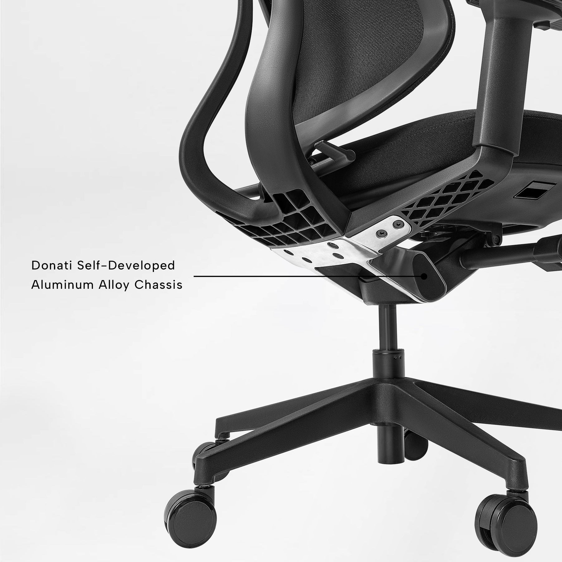 Eureka Ergonomic Lira ergonomic office chair: close-up of aluminum alloy chassis, tilt mechanism, and casters, highlighting durable construction.