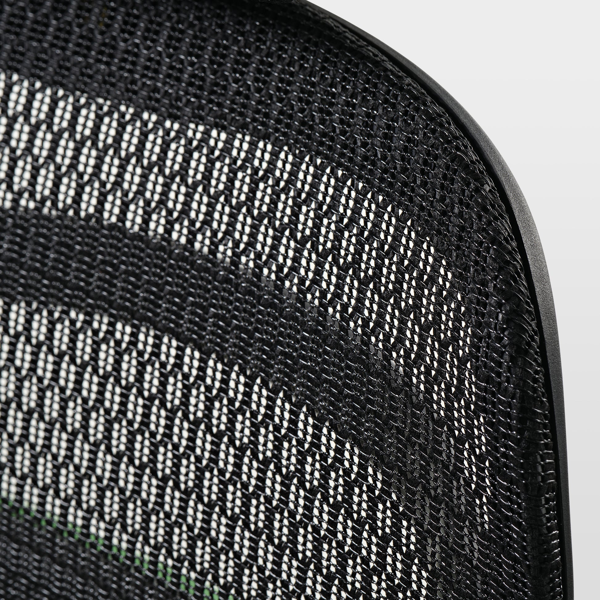 Axion Ergonomic Hybrid Chair Black Mesh Back Detail, Ergonomic Design, Breathable Mesh.