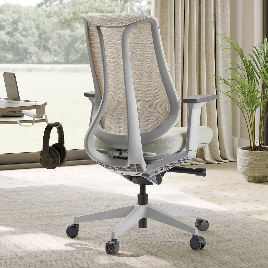 Finding a Chair With the Right Seat Height Range for You