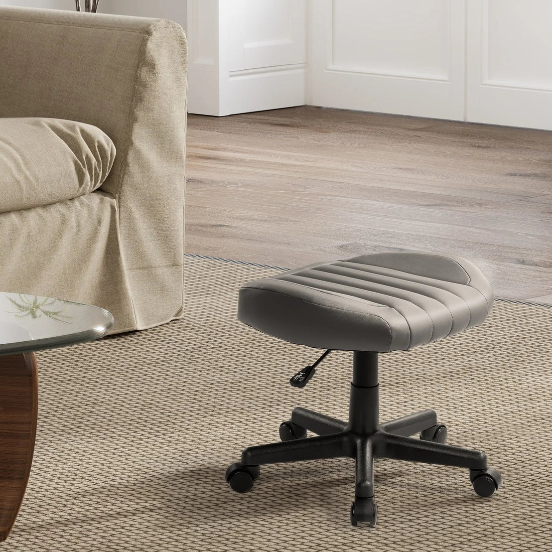The Ottoman: A Gamer's Multipurpose Lounge Furniture