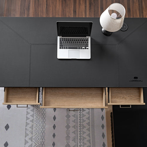 The Graduation Gift Guide: First Office Essentials for New Grads