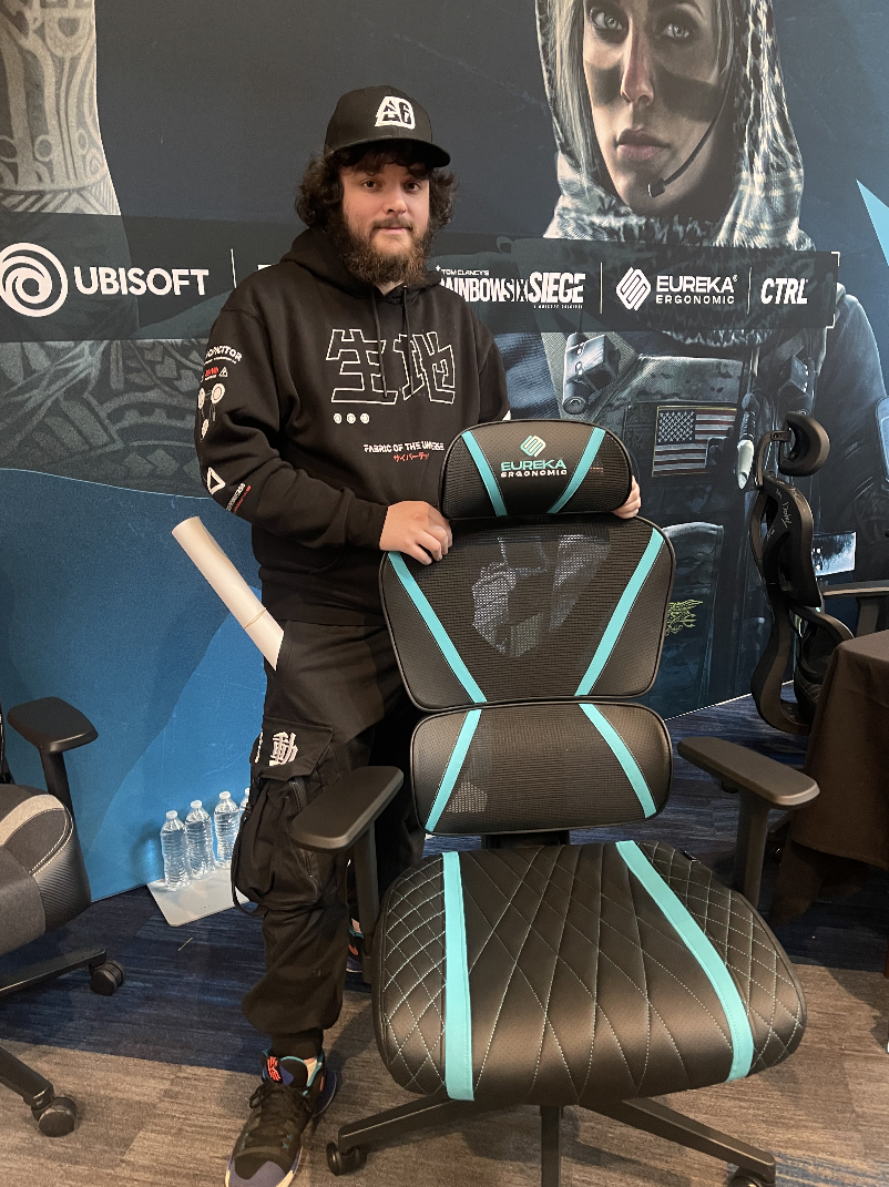 Experience the Ultimate Gaming Chairs — Python II and Typhon!