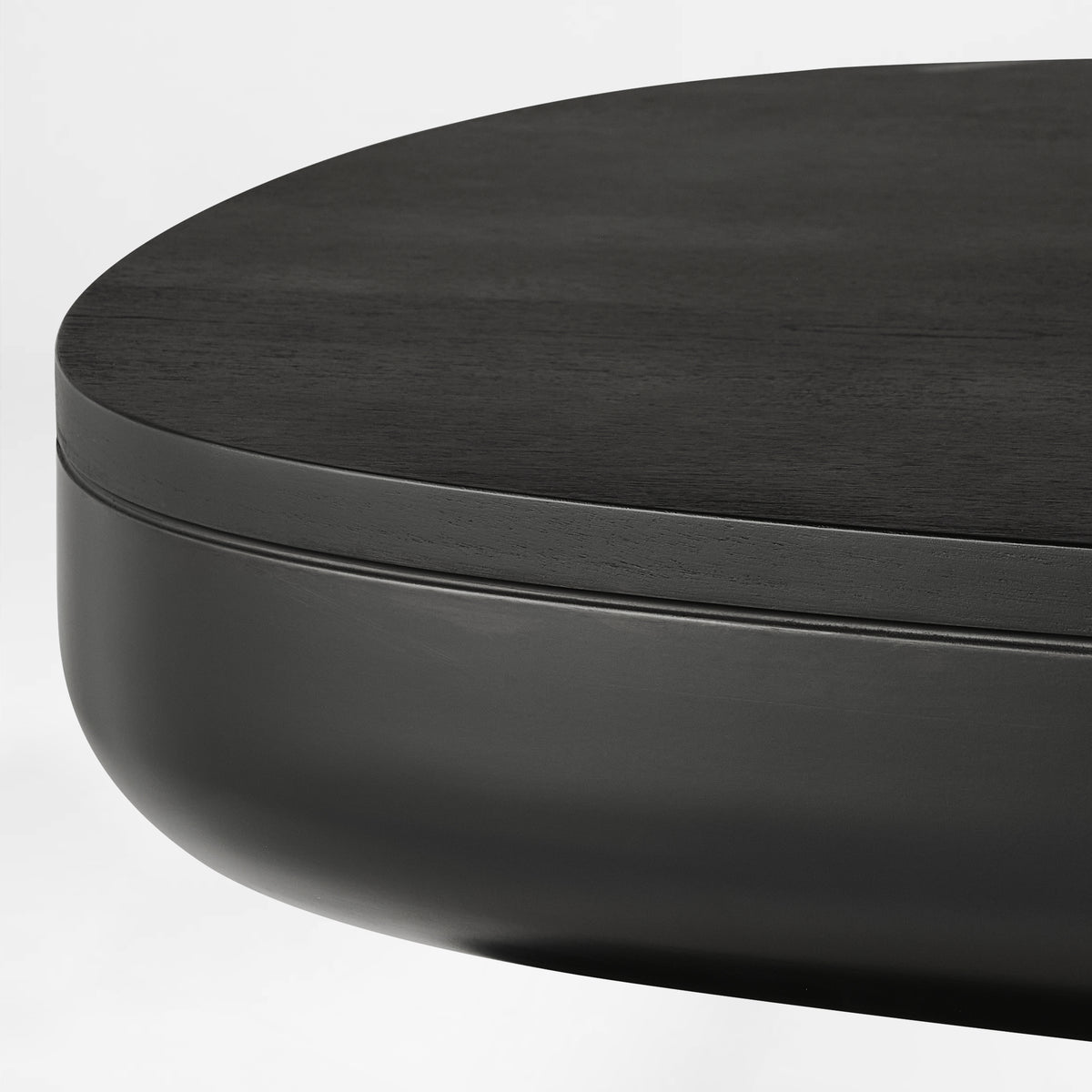 Eureka Ergonomic Opal executive fluted  standing desk Black Display of rounded table corners