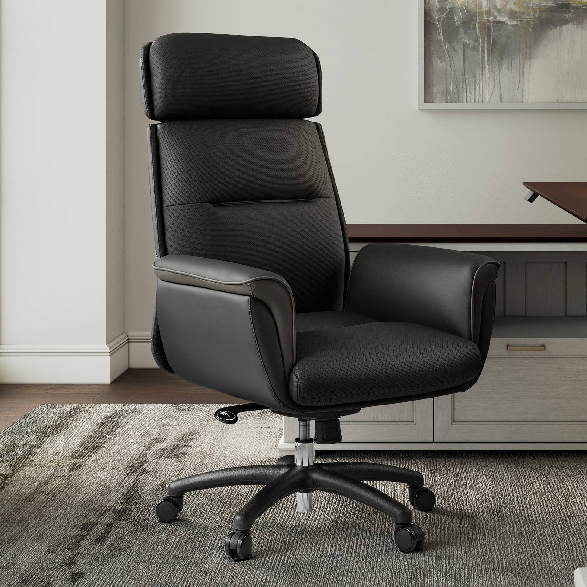 Royal Executive Office Chair in Black Leather, Ergonomic Design, Home Office Furniture.
