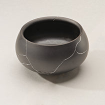 Dark Gray Ceramic Vase With Silver Crack Details, Perfect for Dining Table Or Shelf.