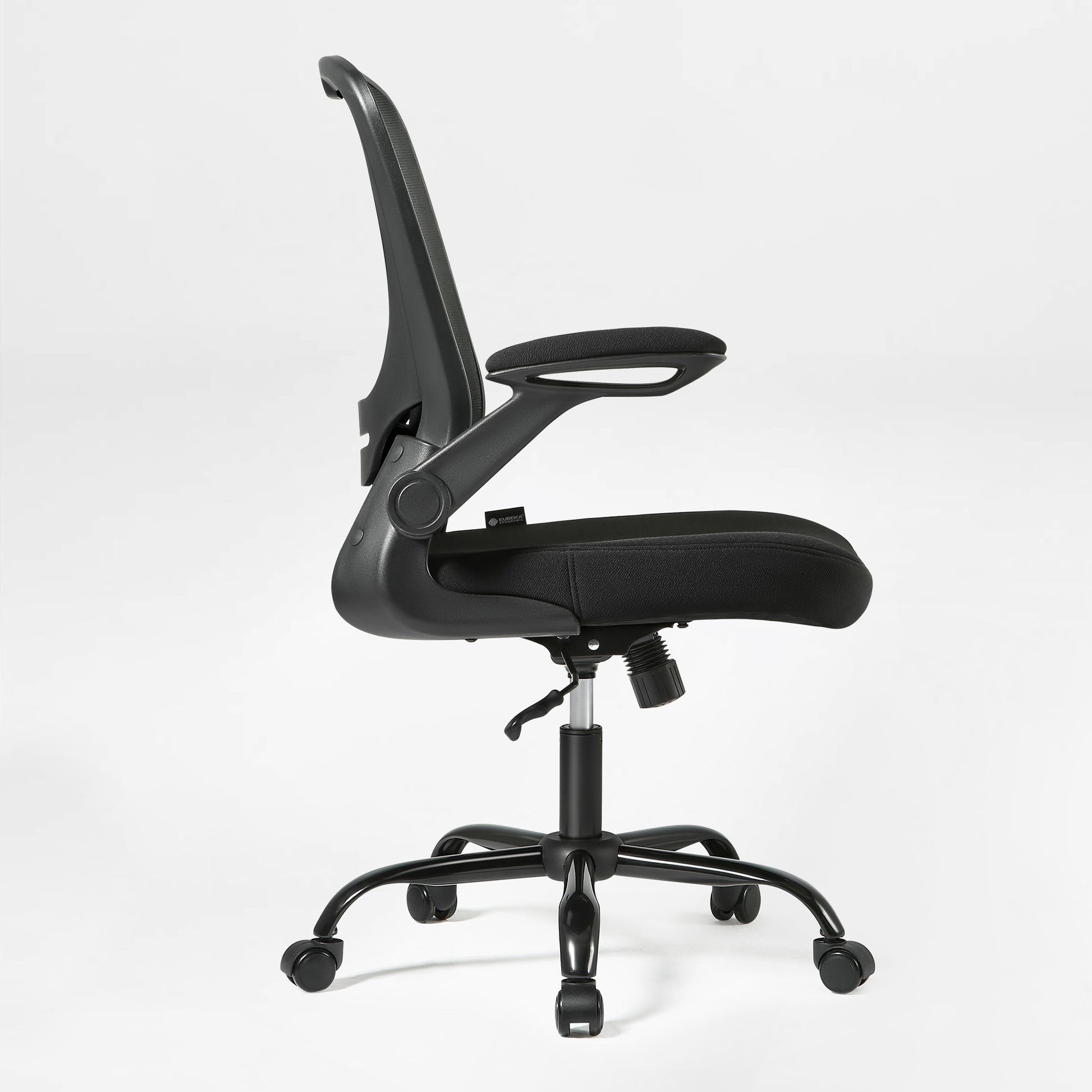 Onyx Ergonomic Office Chair With Black Mesh Back, Adjustable Armrests, Ergonomic Design.