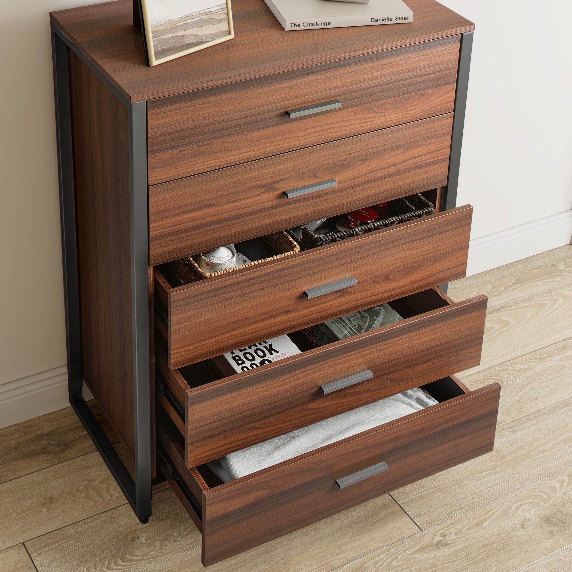 42 Chest 5 Drawers Dresser Accent Cabinet Walnut