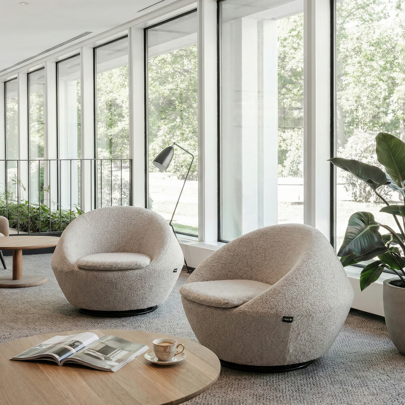 Stella, Swivel Lounge Chair