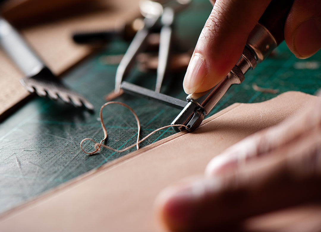 Todd Luxury Swivel Armchair Exquisite Sewing Craftsmanship