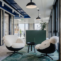 Cara Modern Swivel Lounge Chair in White Lamb Velvet and Black Leather, Neutral Modern Design.