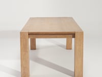 Edora Oak Extendable Dining Table (70.9" -92.5")